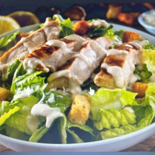 ENSALADA CESAR CON POLLO